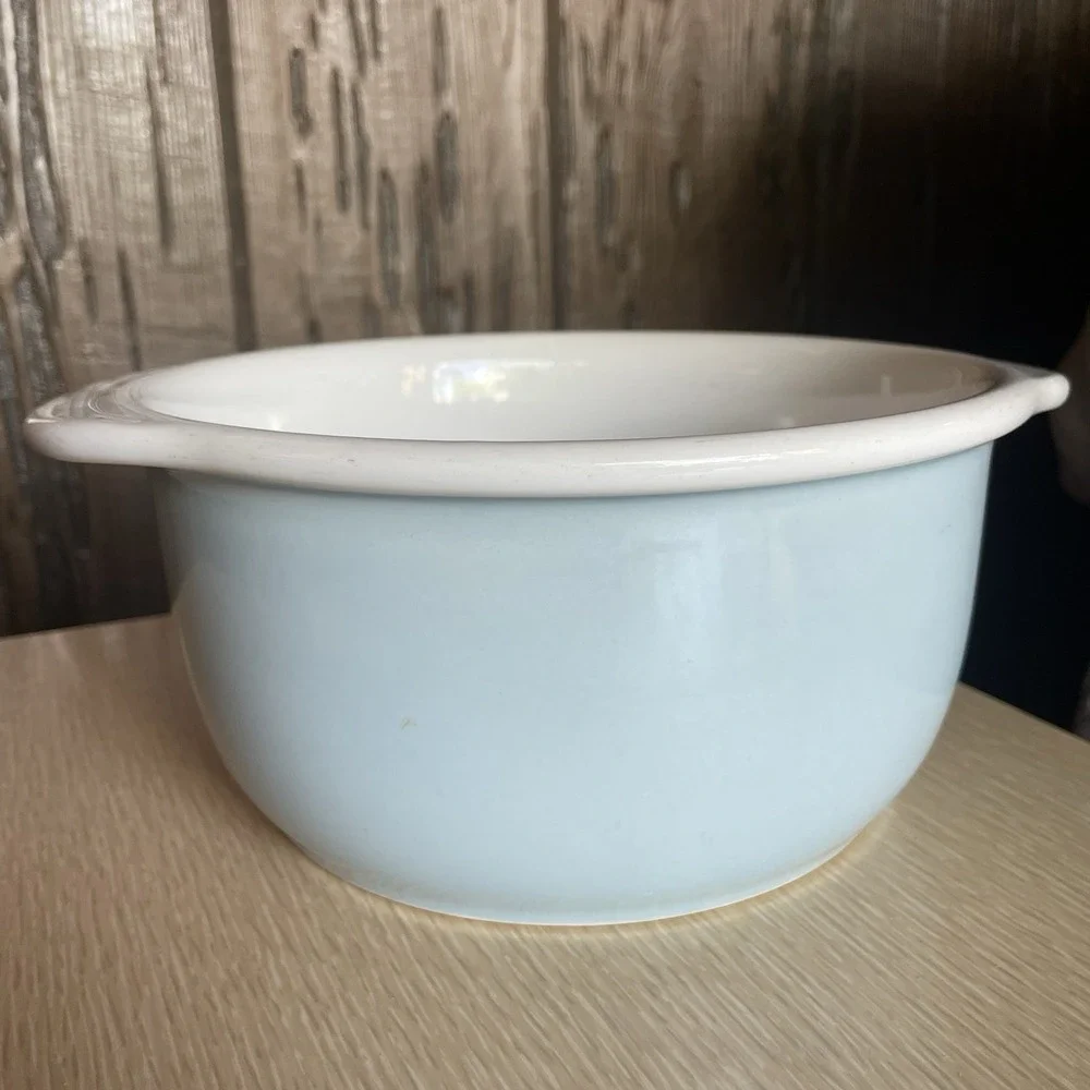 Corning Ware‎ Stoneware Light Blue 1.5 qt Casserole no Lid/ Mixing Bowl EUC